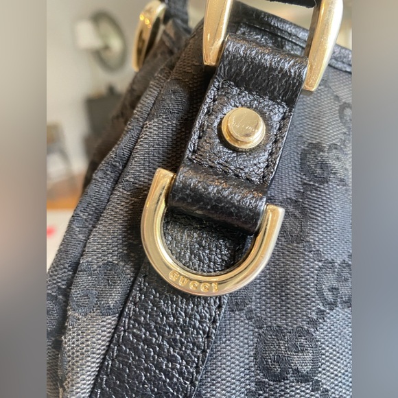 Gucci Black Designer Handbag - Picture 8 of 16